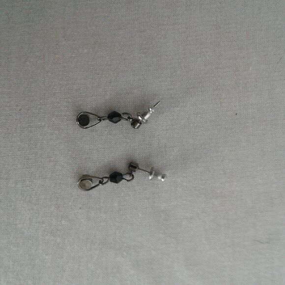 Vintage Triple Strand Black Wire Crystal Beaded Necklace With Earrings Set - Picture 8 of 9